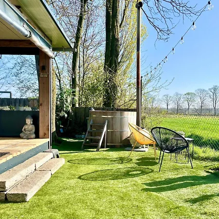Landhuisje Met Wellness * Netersel