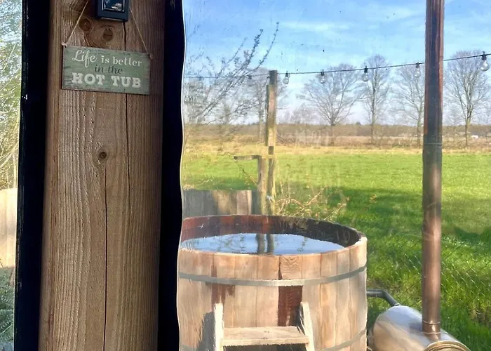 Landhuisje Met Wellness Ferienhaus *